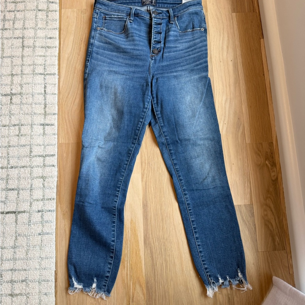 Abercrombie Simone High Rise Ankle Jeans